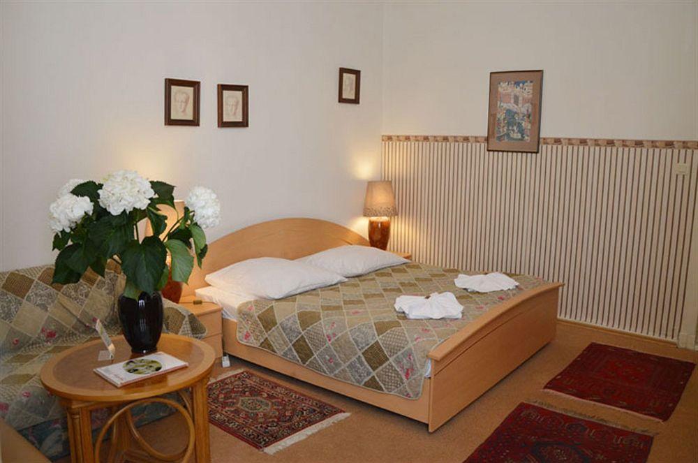 Pension Ingeborg Berlin Exterior photo